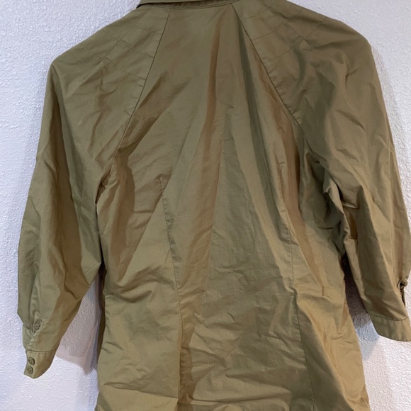 3/4 sleeve brown button down shirt - Picture 3 of 4